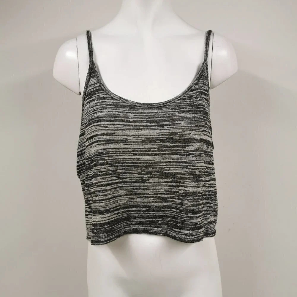H&m Divided Crop Top
